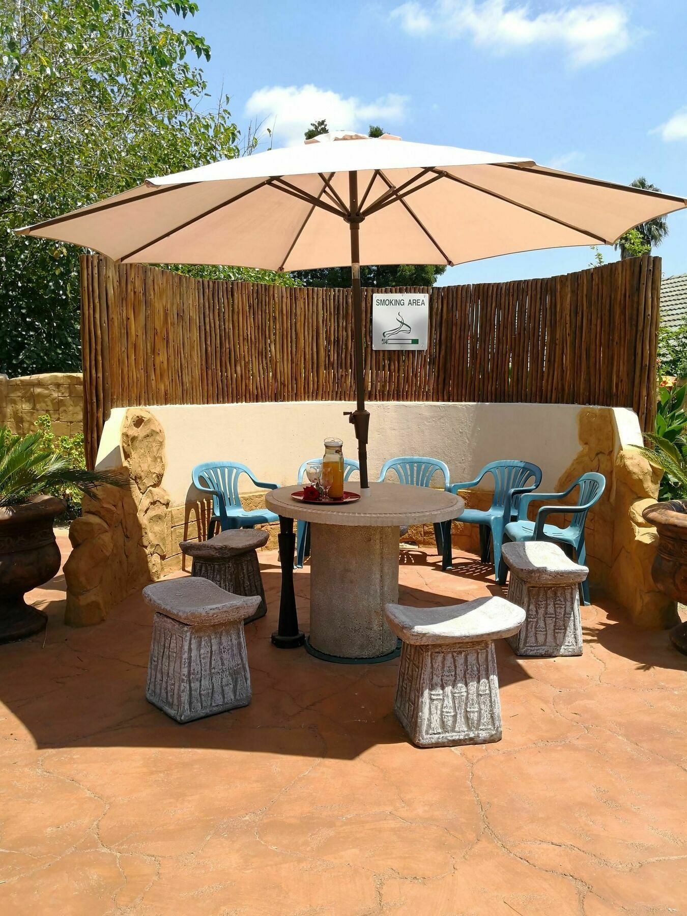 All Over Africa Guest House Kempton Park Bagian luar foto